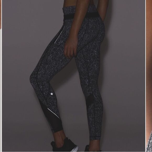 Lululemon Inspire Tight II Power Luxtreme Suited Jacquard Black White Size 4 - Picture 6 of 6
